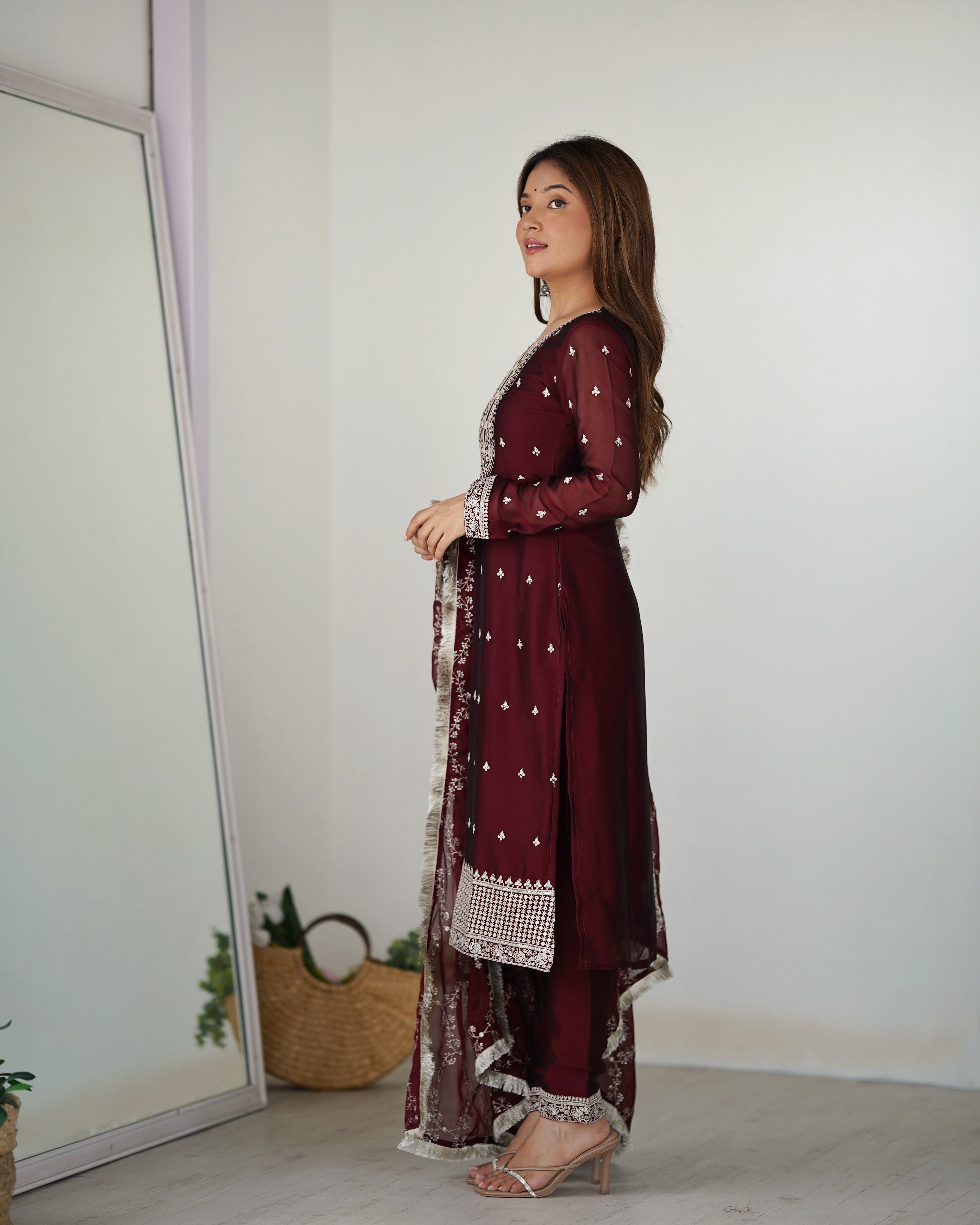 Stylish Ethnic Look Straight Fit Kurta with Dupatta Set in Rangoli Silk Fabric Perfect For Upcoming Festival and Weddings