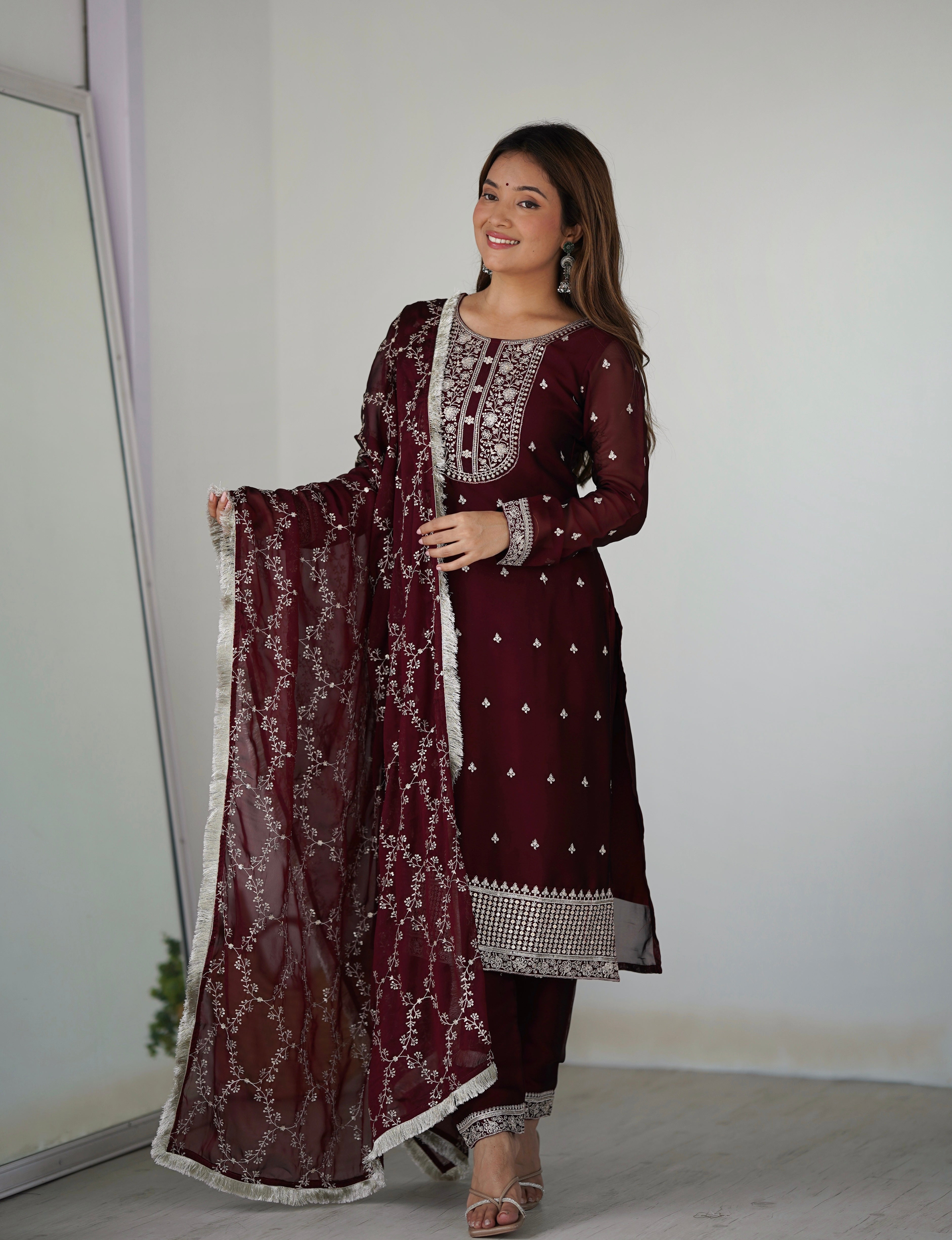 Stylish Ethnic Look Straight Fit Kurta with Dupatta Set in Rangoli Silk Fabric Perfect For Upcoming Festival and Weddings